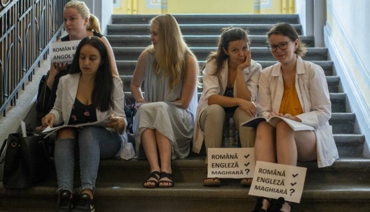 Újabb kegyetlen döfést kapott a magyar orvosképzés Marosvásárhelyen