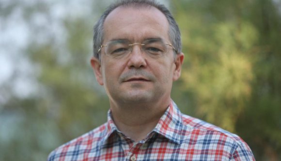 Emil Boc berágott a tanárokra, úgyhogy hirtelen eszébe jutott betiltani az osztálypénz intézményét