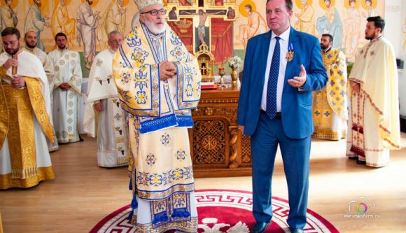 Zseniális marketing: Romániában egy egyetemi kápolnát is laboratóriumként próbálnak eladni