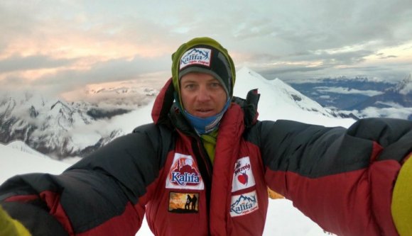 Kemény csatákat vív Nepálban a „viharok hegyével” Varga Csaba, de nem adja fel