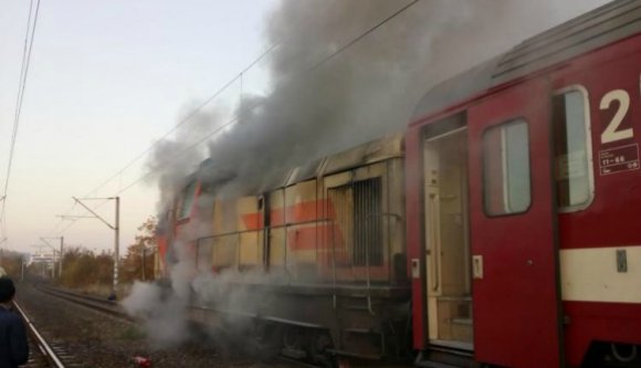 Ez a nap is jól indult a CFR-nél: kigyulladt egy nemzetközi járat mozdonya