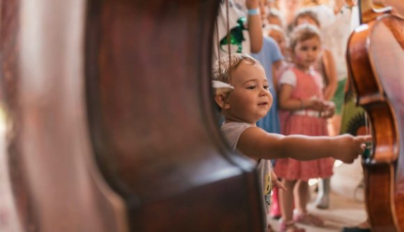 Megszűnt a néphagyományok élő átadása a családokban, falvakban – ezt pótolná egy új erdélyi intézmény