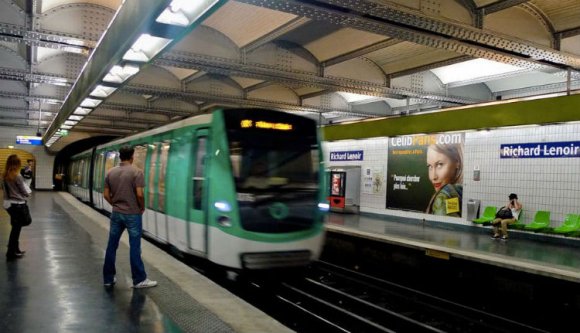 Több mint 100 év börtönre ítélték egy romániai bűnözőklán tagjait Franciaországban