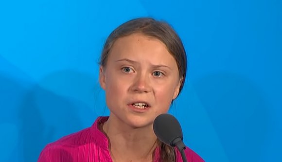 Az írástudók fészbukos köztársasága