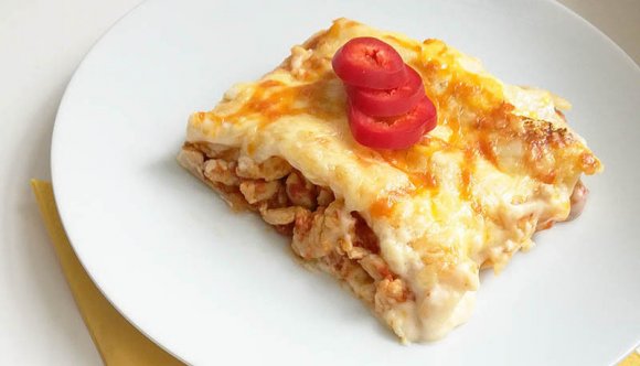 Fokhagymás laskagombaleves és zakuszkás cannelloni
