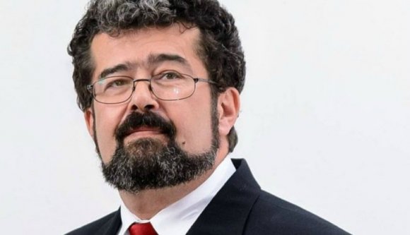 Kizárták a PSD-ből a bácsi polgármestert, mert nem hagyta a főnökének, hogy lenyúljon egy rakás pénzt