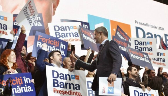 Dan Barnát magyar vezetékneve miatt támadták, de mindenkit biztosított, hogy nagyon jó román