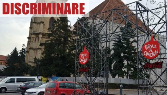 Naná, hogy a karácsonyi vásár szervezői ismét megfeledkeztek a magyar feliratokról Kolozsváron