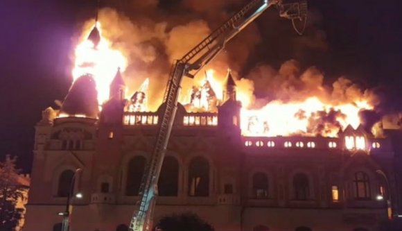 Két balek villanyszerelő okozhatta a tüzet a váradi görögkatolikus püspöki palotában