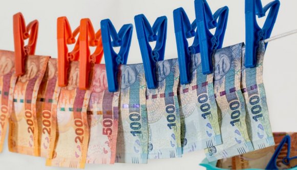 Már a fejesekig ér a szar a PSD háza táján, az erkölcsi tanulság pedig ez: a korrupcióval szerzett pénz nem boldogít