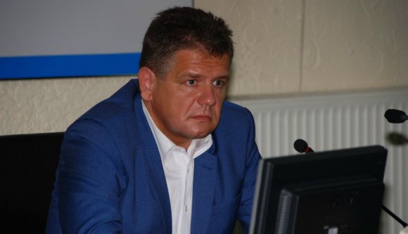 Új etnikai konfliktus körvonalazódik Vásárhelyen: Florea tanácsadója is beszállt a cigányozásba