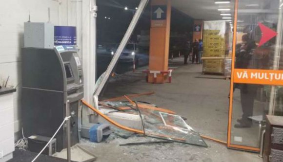 Egy huncut vasat sem sikerült zsákmányolniuk a pancser aradi rablóknak, de legalább jól börtönbe kerülhetnek