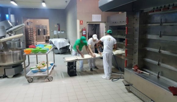 A Srí Lanka-i pékek miatt őrjöngők figyelmébe: egy polgármester 10 ezer lej büntetést kapott rasszizmusért