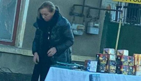 Így múlik el a világ dicsősége: petárdaárussá avanzsált Dăncilă egykori tanácsadója