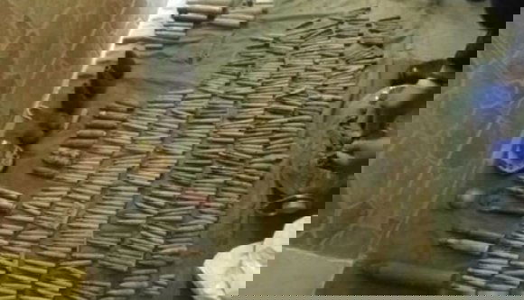 Egész kis lőszerarzenált találtak egy nagyváradi férfi otthonában, miután az arcába robbant a gyűjtemény egyik darabja