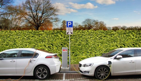 Tényleg környezettudatosabban választunk autót? A számok csalókák, de nem hazudnak