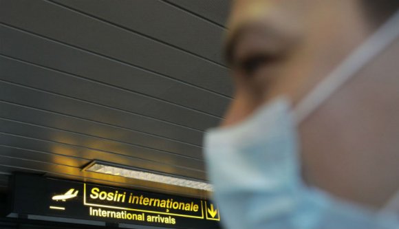 A belügyminiszter már börtönnel fenyegeti a koronavírussal fertőzött területekről visszatérőket