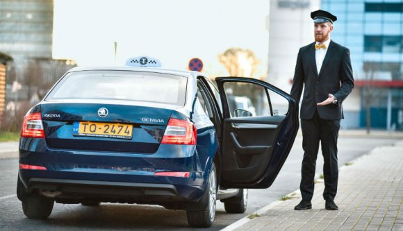 Hogyan csökkentsük a pokoli forgalmat? Hát alkalmazzunk sofőrt!