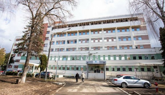 Koronavírusos lett egy alkalmazott, a szülőszobától az újszülött osztályig lezárták a sepsiszentgyörgyi kórházat (FRISSÍTVE)