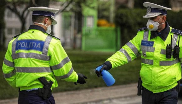 A kegyetlen büntetések elkerüléséért (is) a legjobb, ha otthon csücsülünk