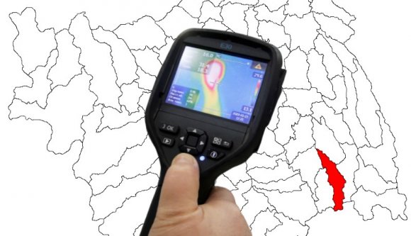 Az átverések netovábbja: hőmérővel végzett „koronavírus-teszteket” egy vidéki orvos