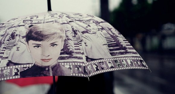 Nőnap alkalmából bőrig ázik az ország