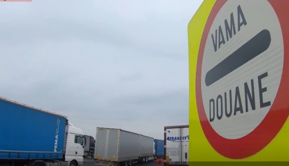 300 ezer román sofőr rója az európai utakat a korona idején is, de a határnál nem kérdik, honnan jönnek