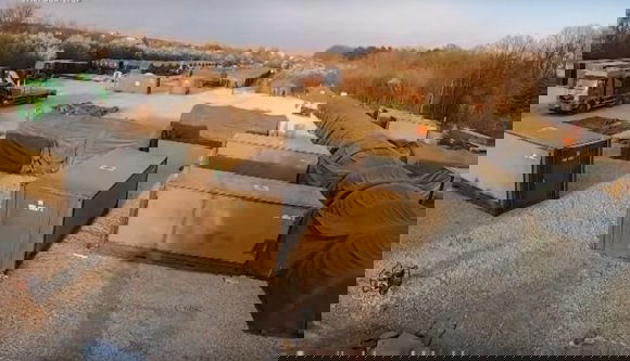 A hadsereg egy hét alatt épített egy mobilkórházat Bukarest mellett, ön pedig megnézheti az egészet (VIDEÓval)