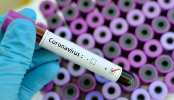 Megint koronás lett valaki az egészségügyi minisztérium alkalmazottai közül