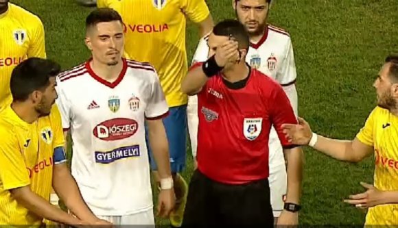 A házigazdák magyarellenes, uszító rigmusai miatt félbeszakadt a Sepsi OSK meccse Ploieşti-en (VIDEÓval)