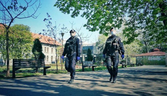 Több tesztet végeztek, mégis csökkent a tegnaphoz képest az új fertőzöttek száma (FRISSÍTVE)