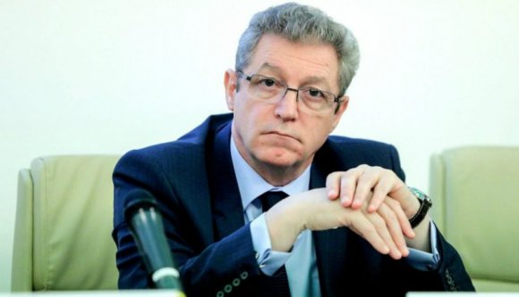 Nem gyanús egy kicsit? A pandémia óta látványosan megnőtt a járványszakértő PSD-szenátor vagyona