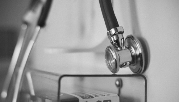 Felszerelést, teszteket az egészségügybe! Az orvosi kamara elnöke listát készített a hatóságoknak