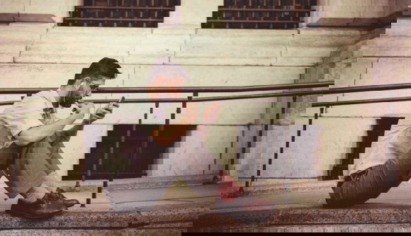 Vírussal terjesztik a vírust: a Covid-19-ről ígér titkos részleteket, így terjed egy telefonos kémprogram