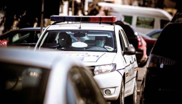 A „szögre akasztott” rendőrök kedvéért emelték a nyugdíjkorhatárt a szakszervezetek szerint