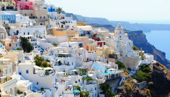 A görögök és a bolgárok szeretnék, ha náluk nyaralnánk, a román kormány azonban annyira nem