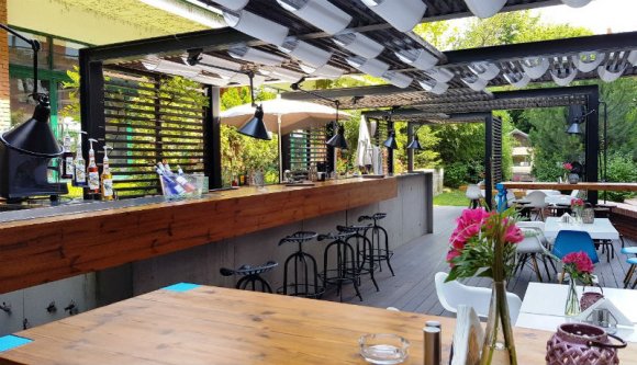 Nem május 15-én fogja meginni az első csapolt sörét a kedvenc kocsmája teraszán a korlátozás enyhítése után