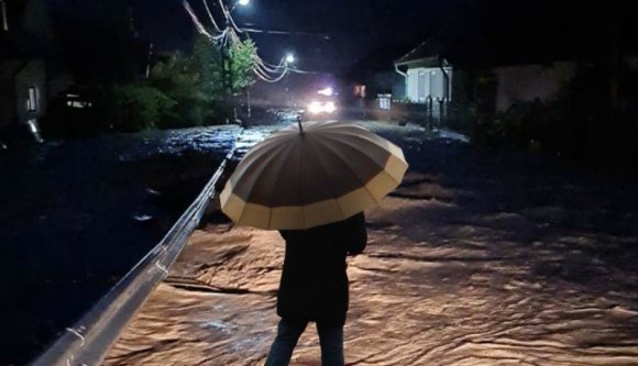 Nem ilyen nyarat akartunk: tört-zúzott, áradásokat okozott a hétvégi ítéletidő (FRISSÍTVE)