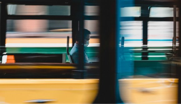 Második napja 400 feletti az új koronások száma, egyre több az aktív eset