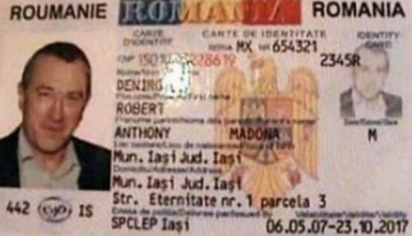 Maci és pillangó alakú ecstasy-tablettákat árult Jászvásáron Robert de Niro