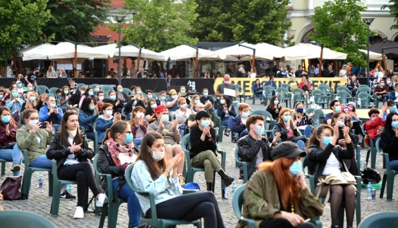 Kábé így fognak kinézni a poszt-karantén korszak szabadtéri koncertjei a közeljövőben (FOTÓK)