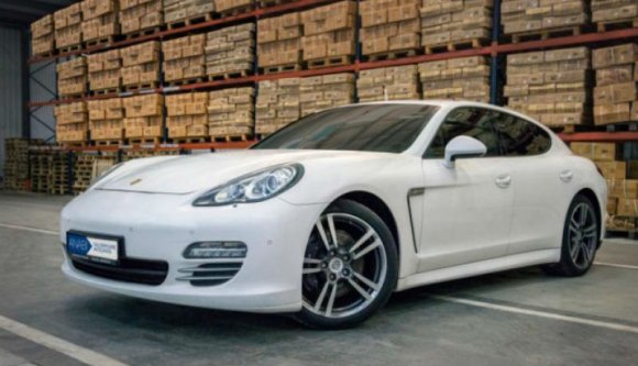 Az igazságügy-minisztérium jóvoltából most önből is Porsche-tulajdonos válhat