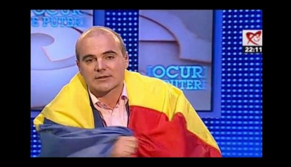 A magyargyűlölő Rareș Bogdannak leolvadt az agya, és mocskos szájú, primitív stílusban ment neki Szijjártó Péternek