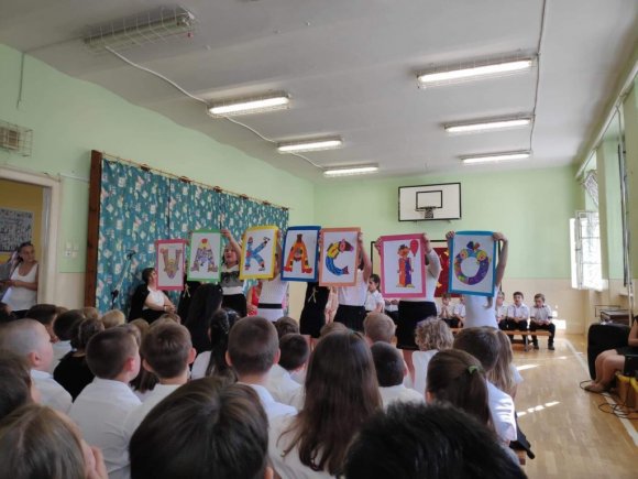 Hivatalos: tilosak az iskolai tanévzáró ünnepségek