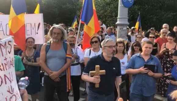 Szénné bírságolták a járvány miatti korlátozások ellen tüntetőket