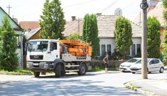 Decemberben megrepedt egy vízvezeték Udvarhelyen, egy lakos szólt, majd megint és megint, és elsuhant fél év