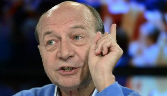 Băsescu: adjuk meg a szemétnek az őt megillető tiszteletet!