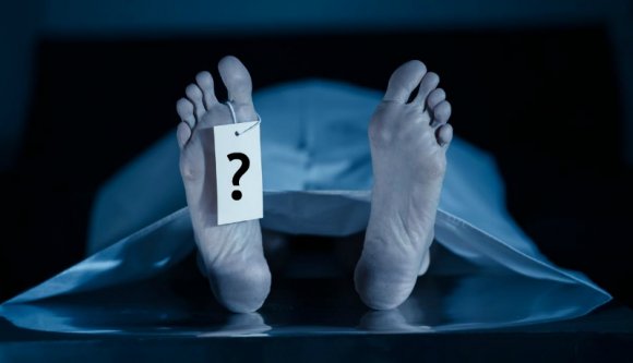 Hajmeresztő! Összekeverték a koronavírus okán elhunytakat, ezért most exhumálni kell