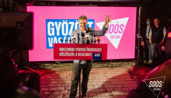 Marosvásárhelyen húsz év után ismét magyar a polgármester, Temesváron német elöljáró verte meg az eddigit