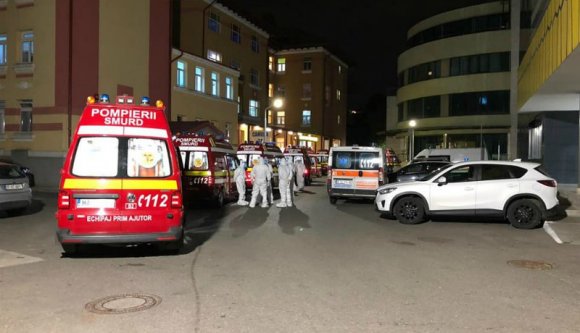 Bukarest átlépte a kritikus járványküszöböt, sok megyében száz fölötti az esetszám